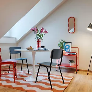 Apartment Homie Am Paradeplatz In Der Wuerzburger Innenstadt, Wurzburg